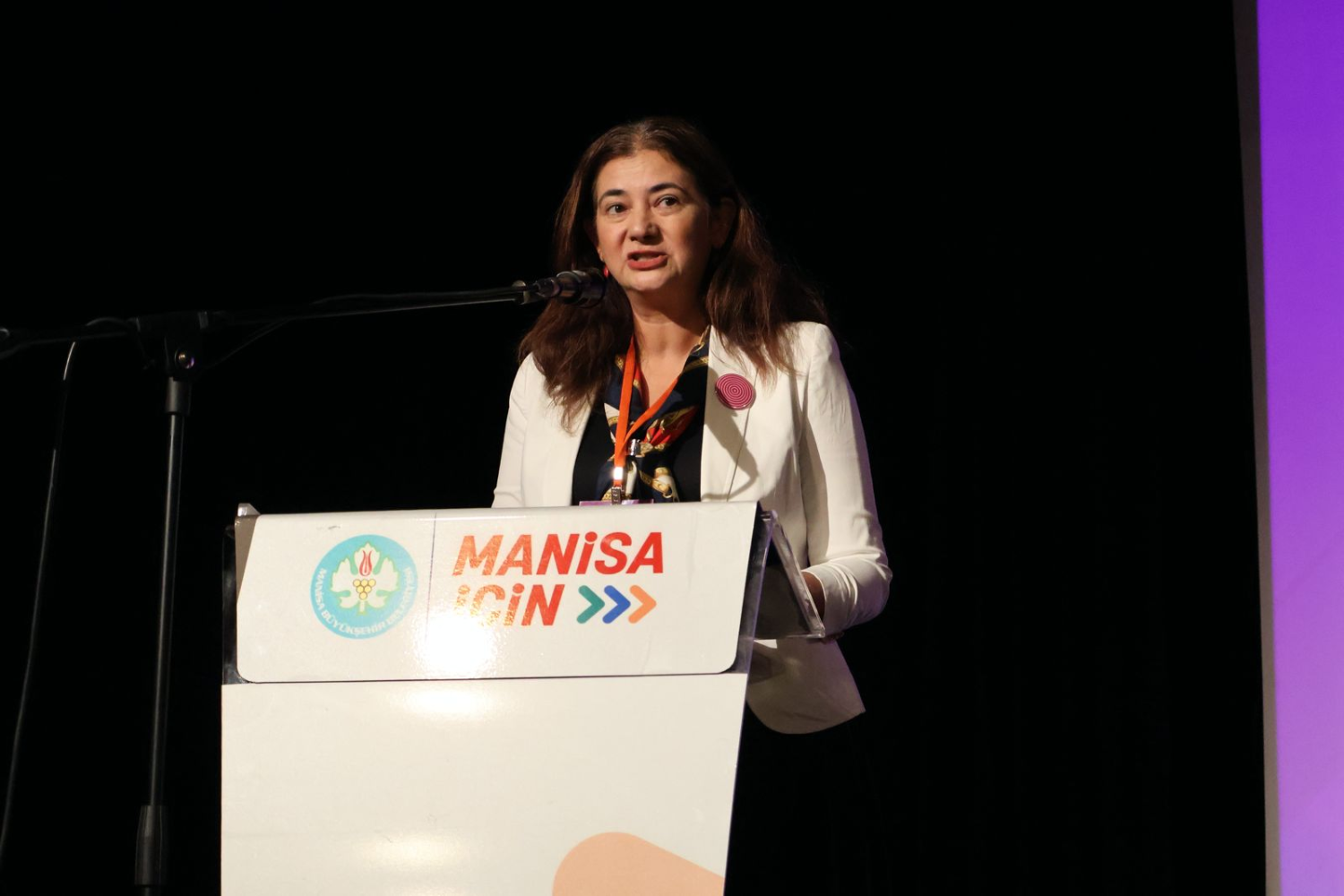 İnci Vakfı Manisa’da “Birlikte Mümkün” dedi